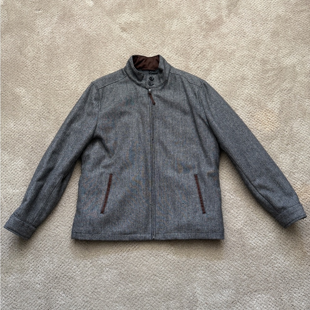 Banana republic herringbone zip-up jacket. Men’s L